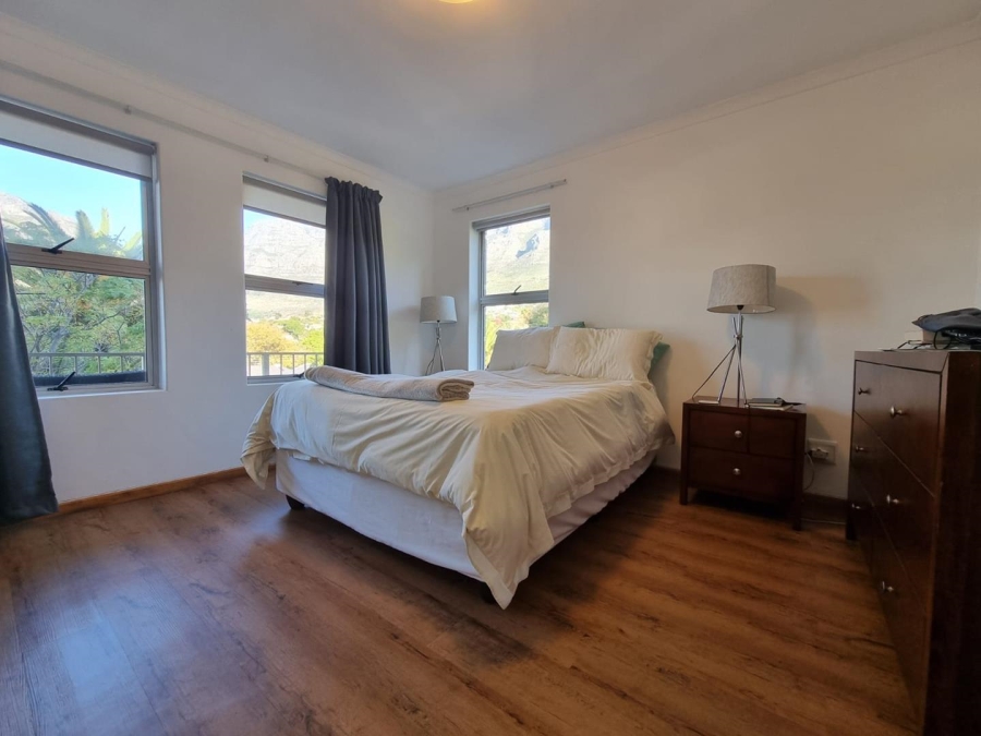 2 Bedroom Property for Sale in Gardens Western Cape